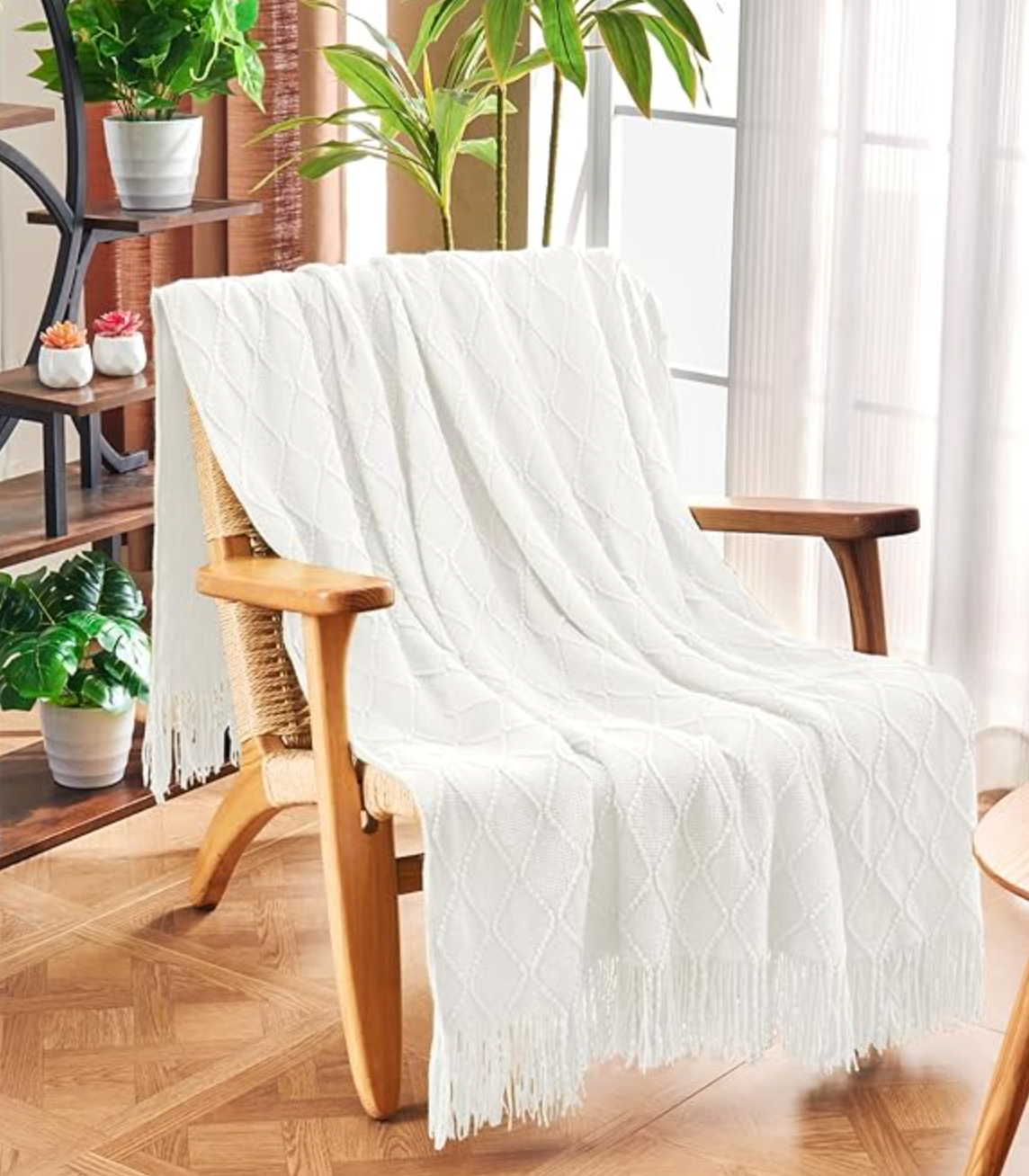Knitted Throw Blanket for Couch and Bed, Soft Living Room Home Decor Knitted Blanket with Tassel, Outdoor Lightweight Breathable Summer Blanket, Farmhouse Warm Woven Decorative